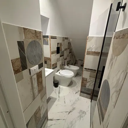 Maison 16 *