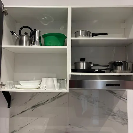 Maison 16 *
